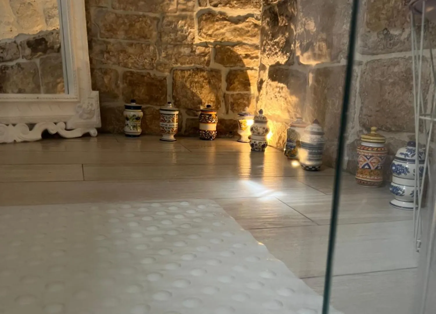 La Fiumara - Room With Bathroom Bitonto 0*,  Italia