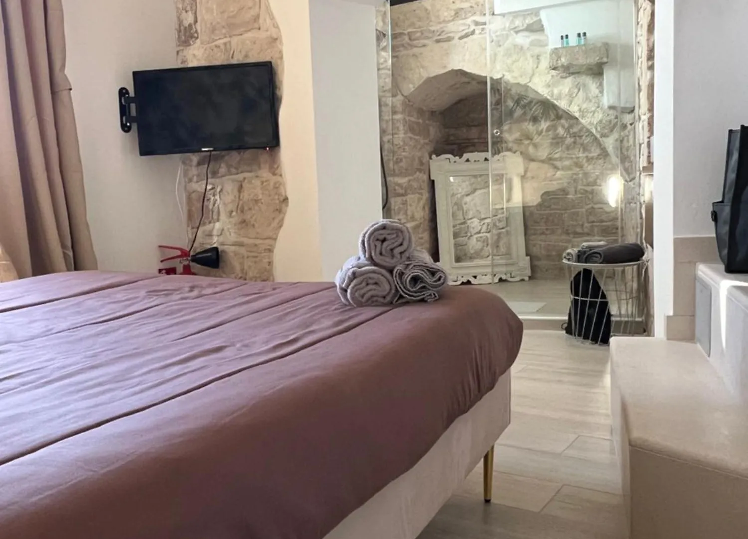La Fiumara - Room With Bathroom Bitonto Italia