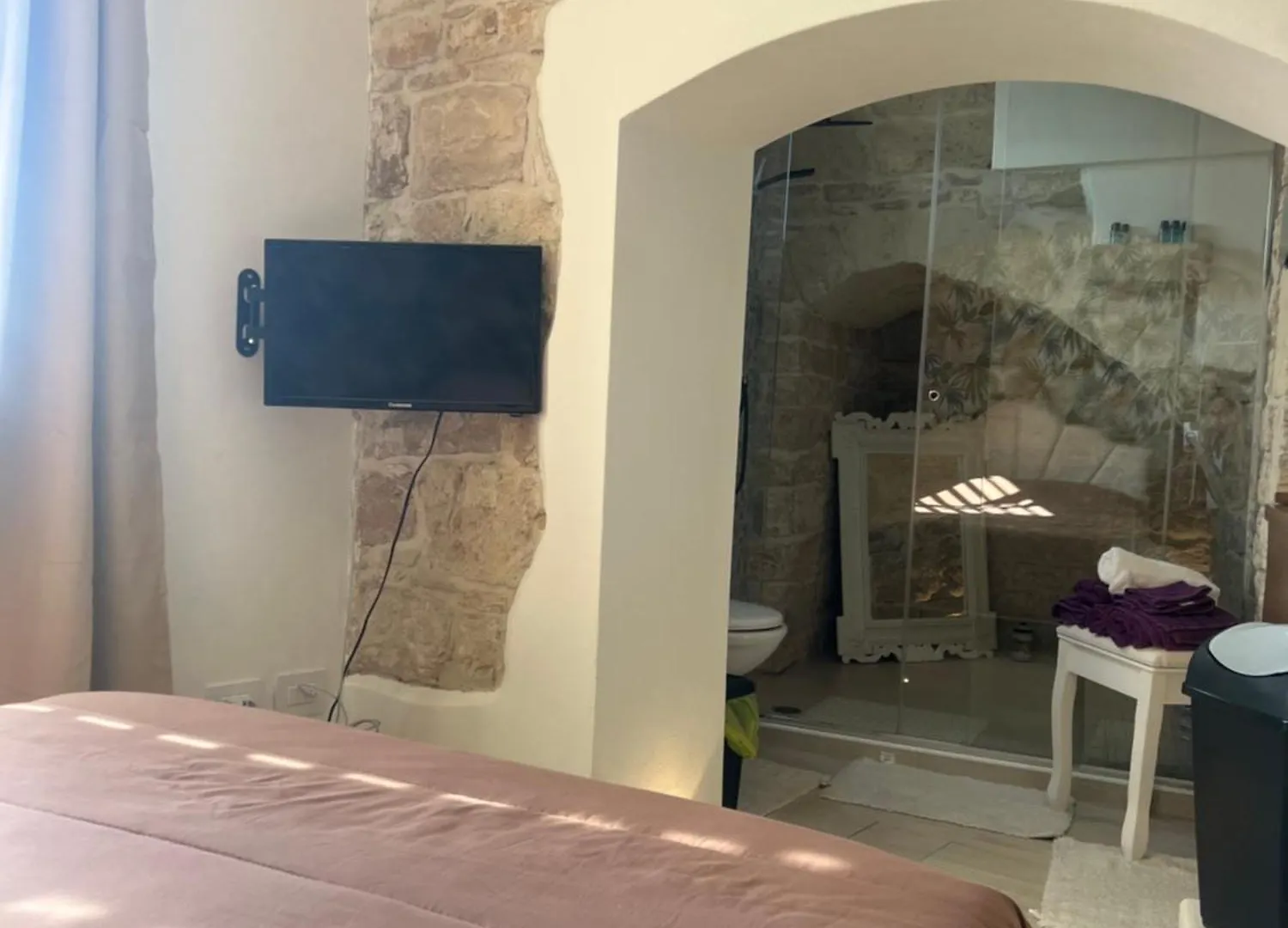 La Fiumara - Room With Bathroom Bitonto 0*,  Italia